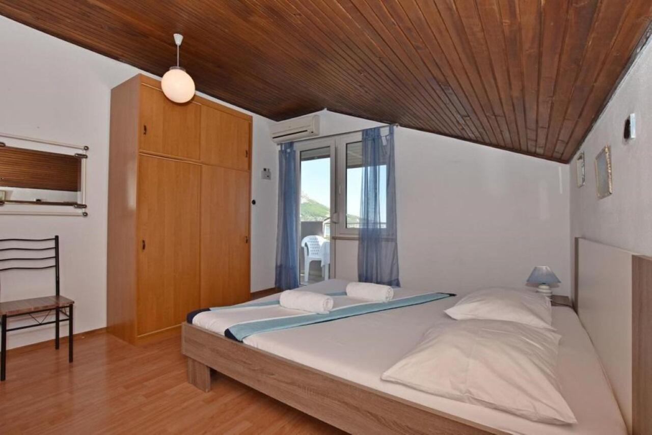Apartment Rene Omiš Dış mekan fotoğraf