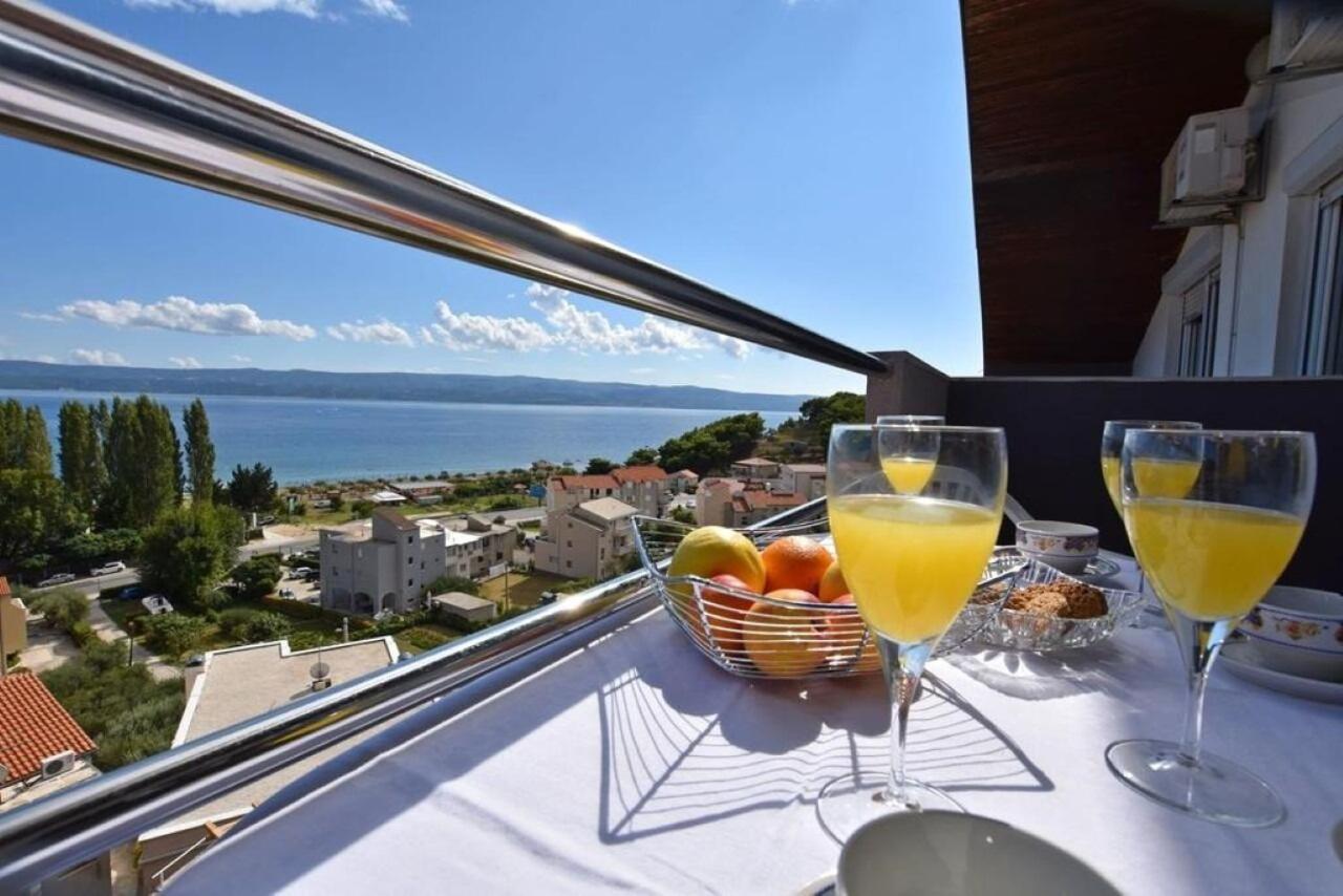 Apartment Rene Omiš Dış mekan fotoğraf